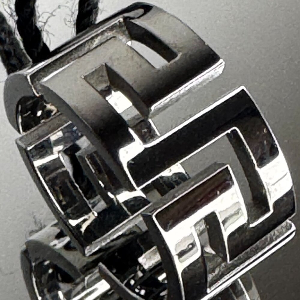 Ring - Picture 2 of 13